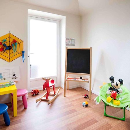 Ibis Avallon Маньи Экстерьер фото