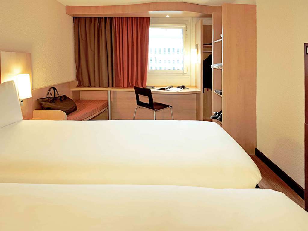 Ibis Avallon Маньи Номер фото